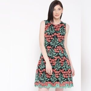 Forever 21 Contemporary NWT Coral Aqua Embroidered Floral Sleeveless Dress SizeL